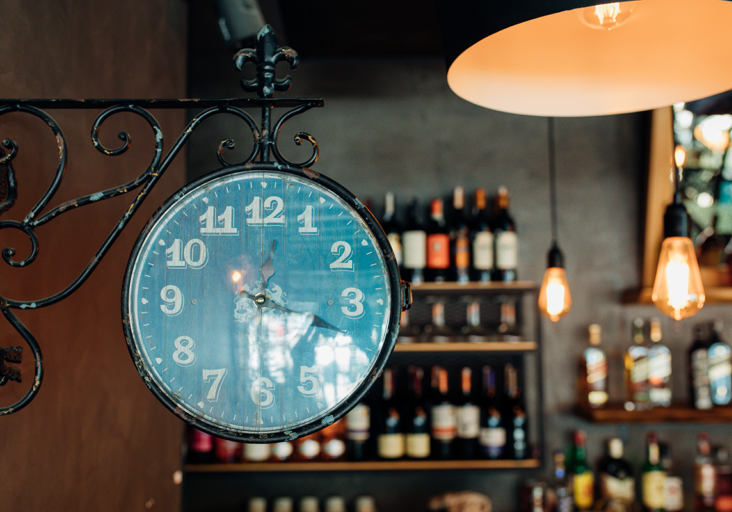 Restaurant bar clock